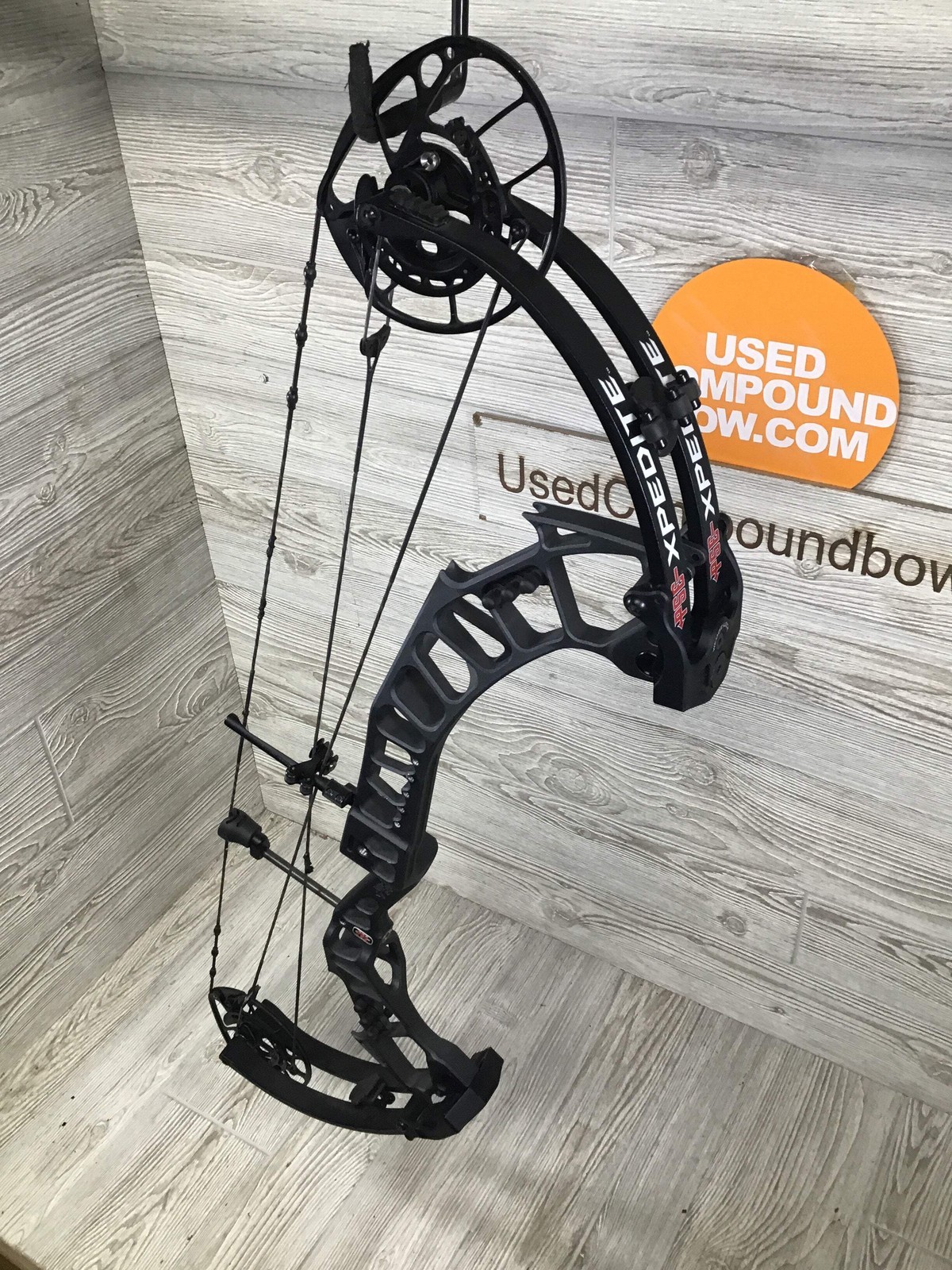 Used PSE Xpedite Right Handed 55-65# Gray