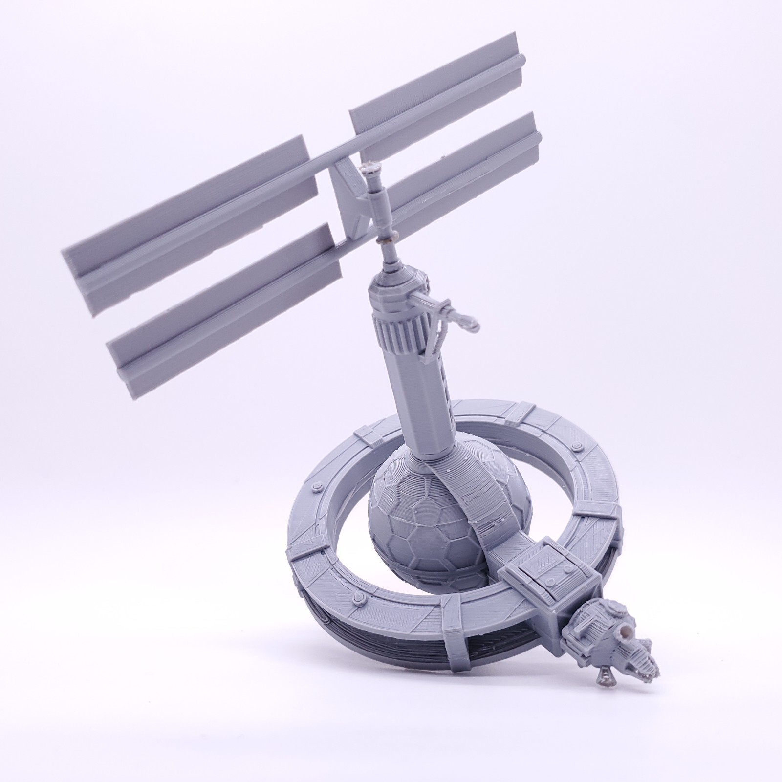 Thunderbird 5 - 3", 6", 9" or 12" Model - Custom Spaceship Sci-fi Model Kit