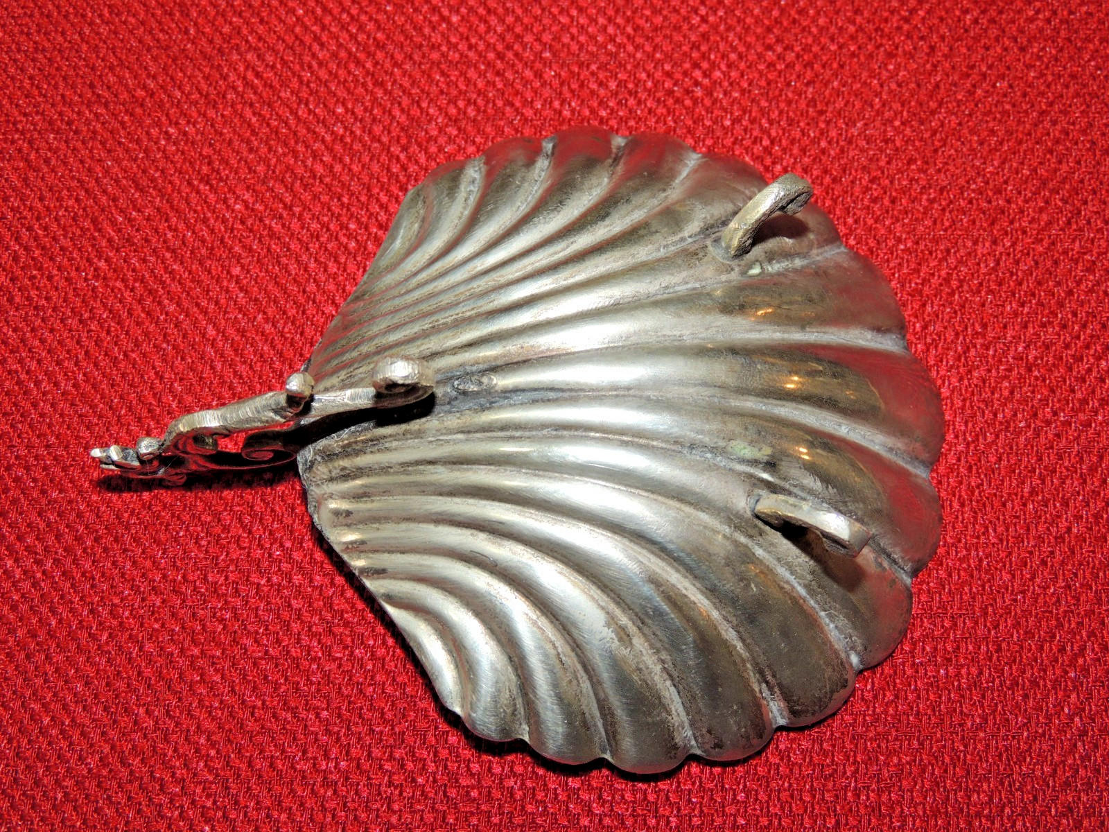 Vintage Clam Shell Footed Candy Nut, Keys Trinket Dish w/ Dragon Handle - Unique