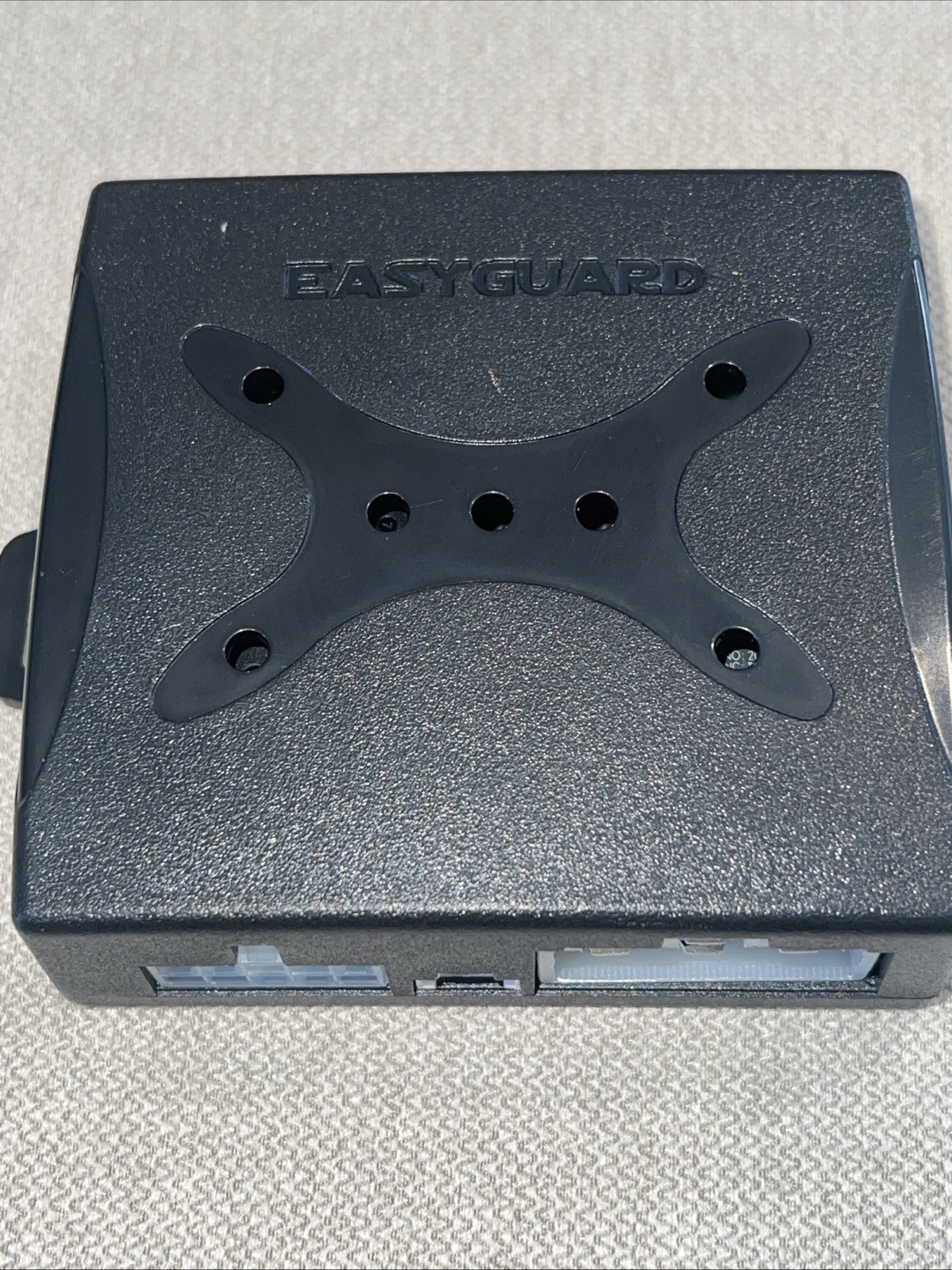 EASYGUARD EC003, Module Only-No Wires,Keyless Entry Car Push Button/Remote Start