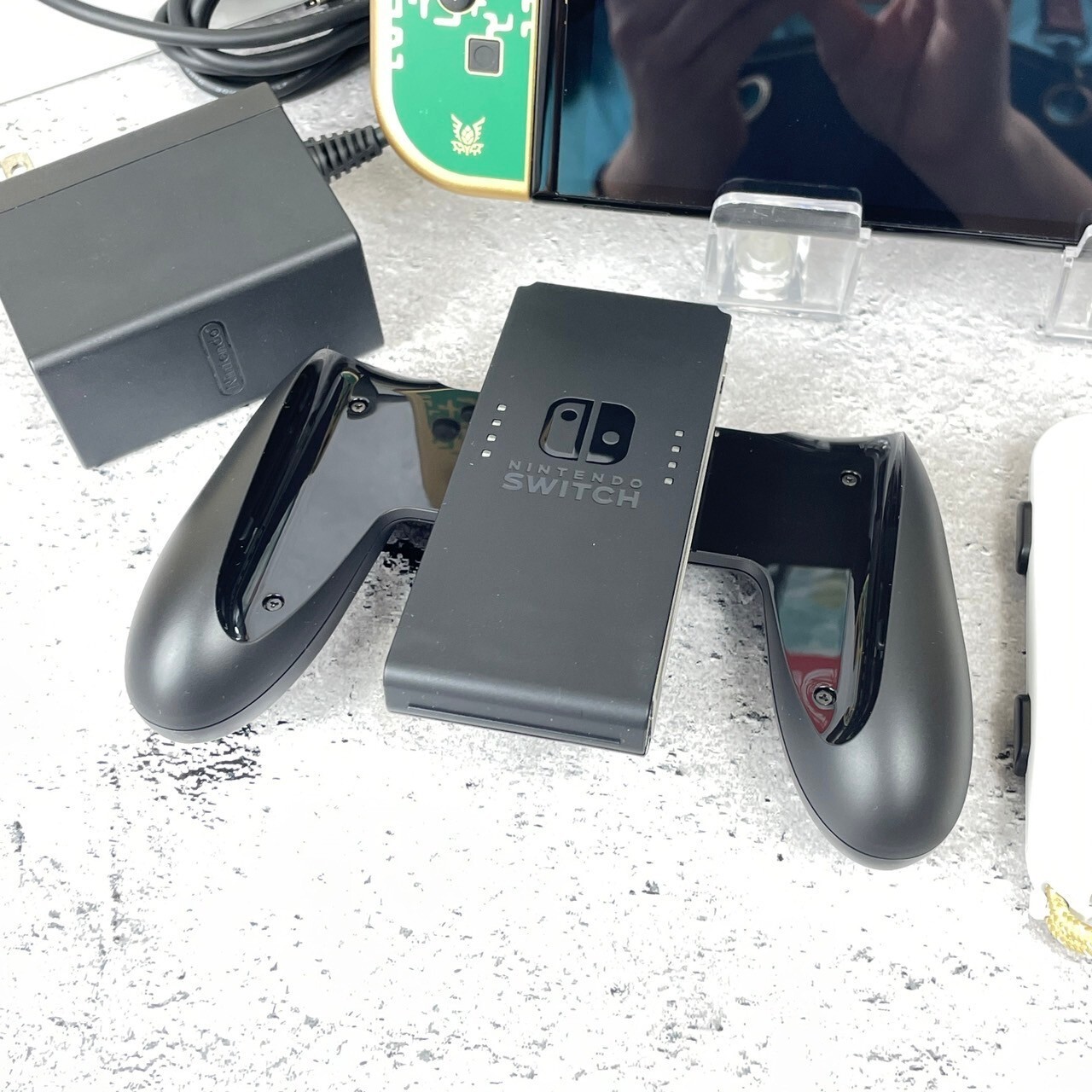 Nintendo Switch OLED Console The Legend of Zelda Tears of the Kingdom Excellent