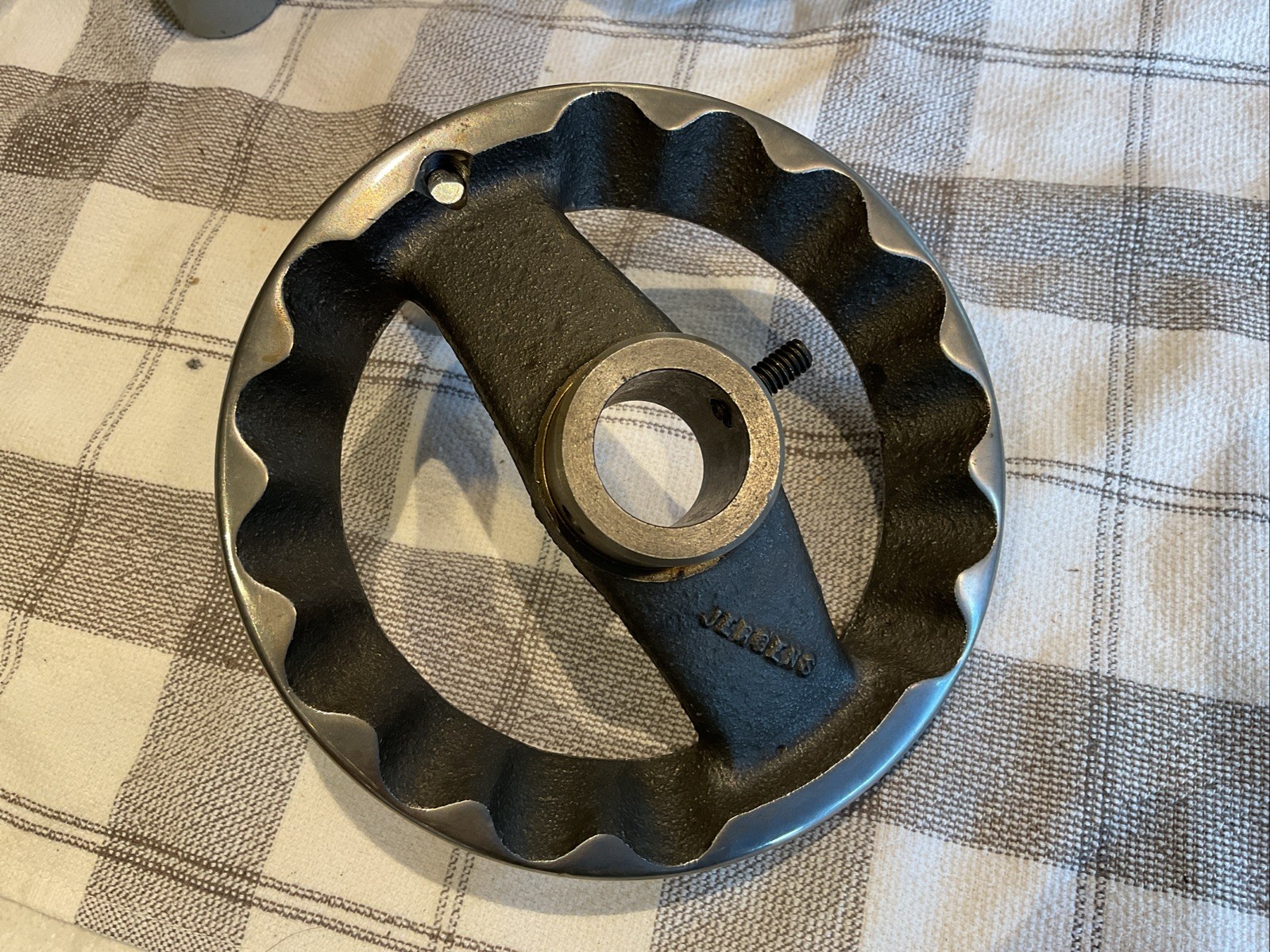 Jergens 6", Handwheel 1" Hub, Steel