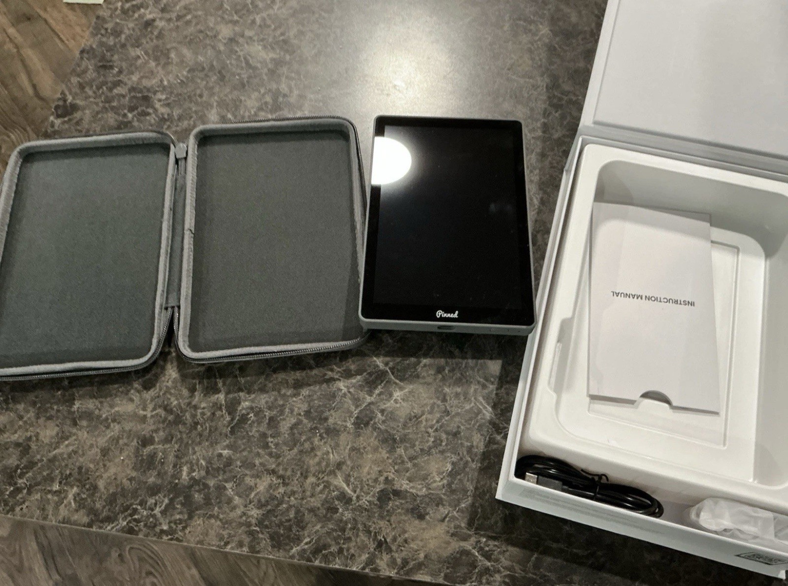Pinned the Caddie Portable GPS Golf Tablet, Excellent