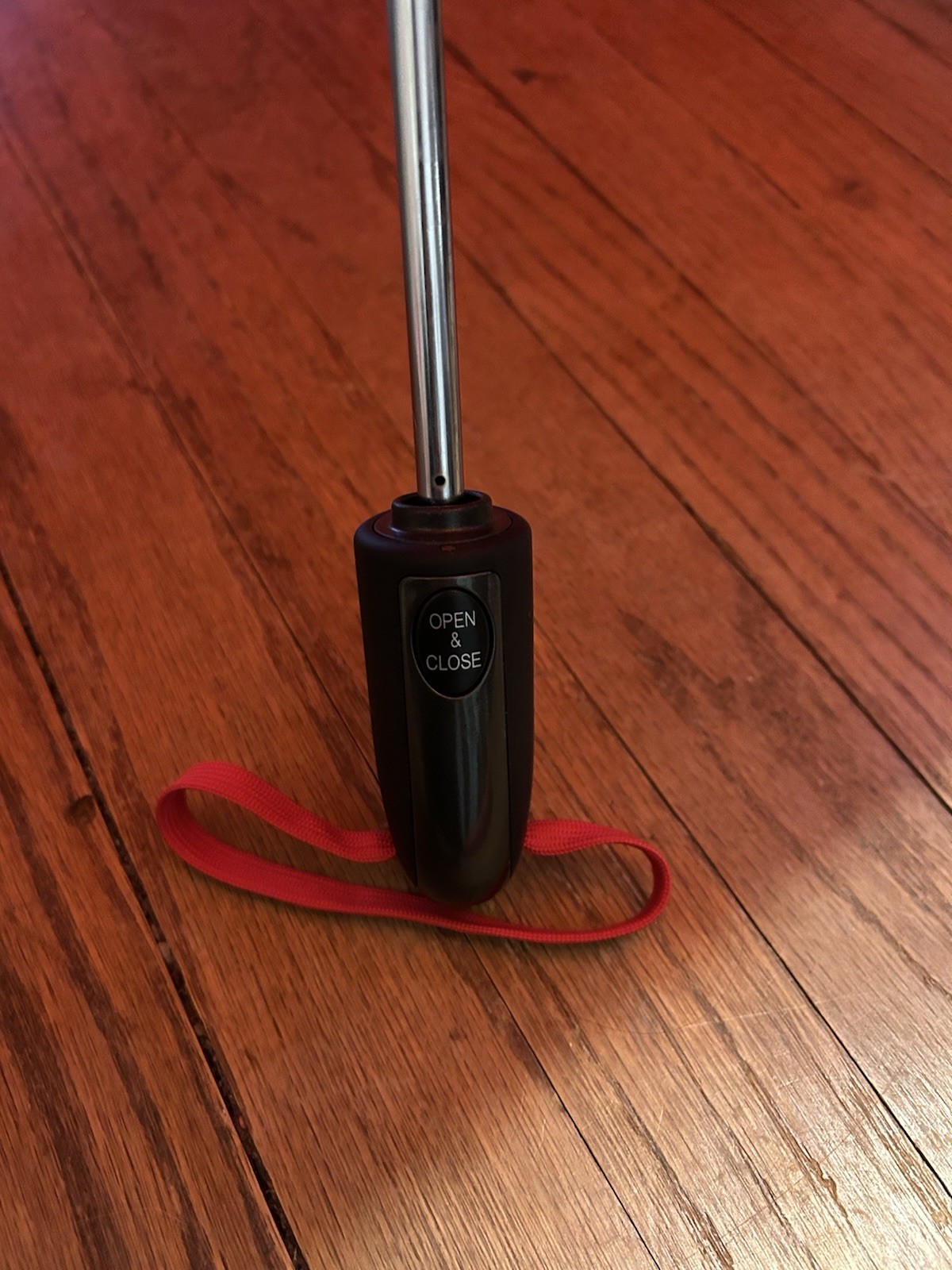 Shed Rain 3M Scotch Lite Auto Push Button Umbrella Reflective Material Red New