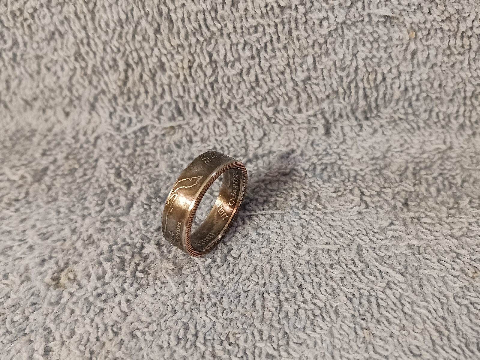 Michigan Handcrafted Washington Quarters coin ring, size 8 2004