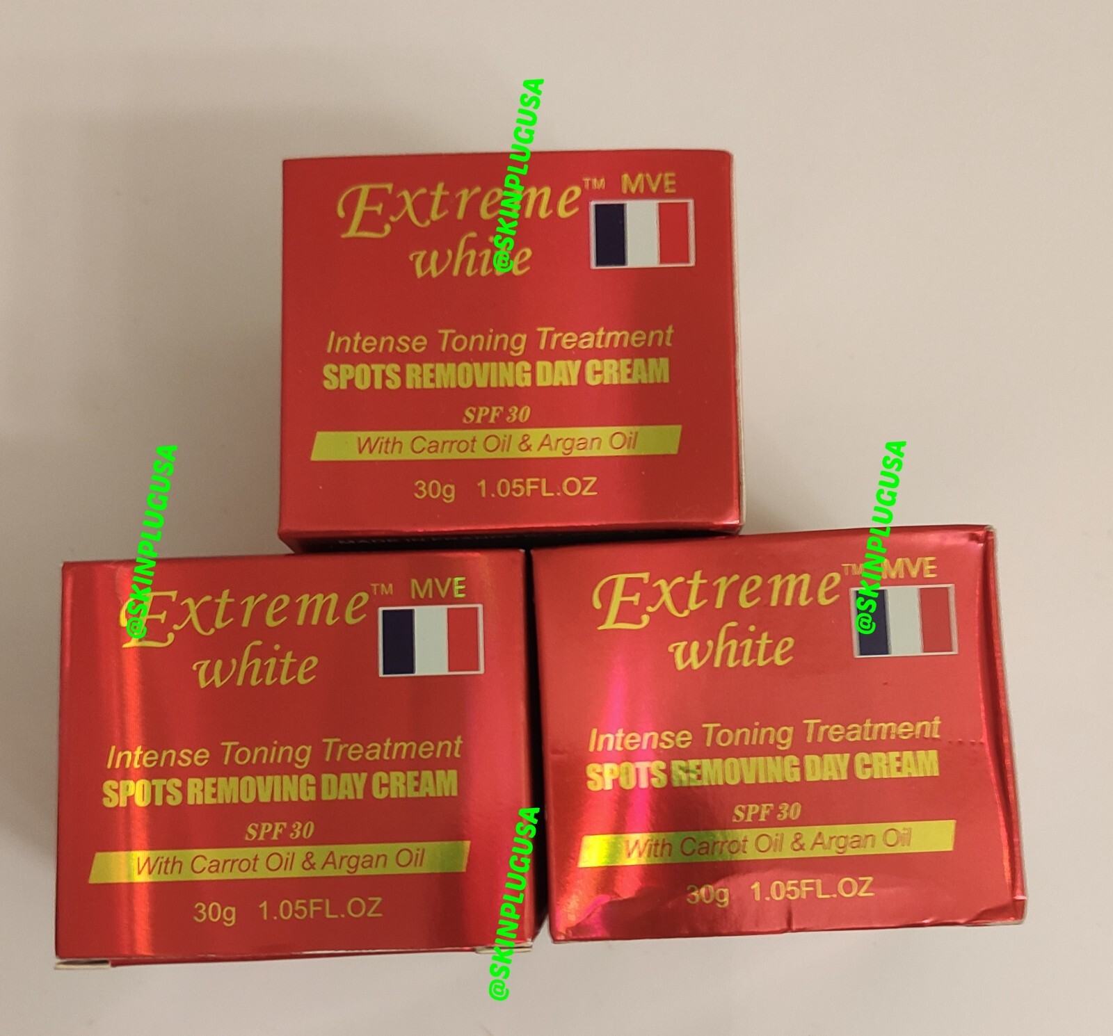 Extreme White Intense Toning Treatment Spots Removing Day cream