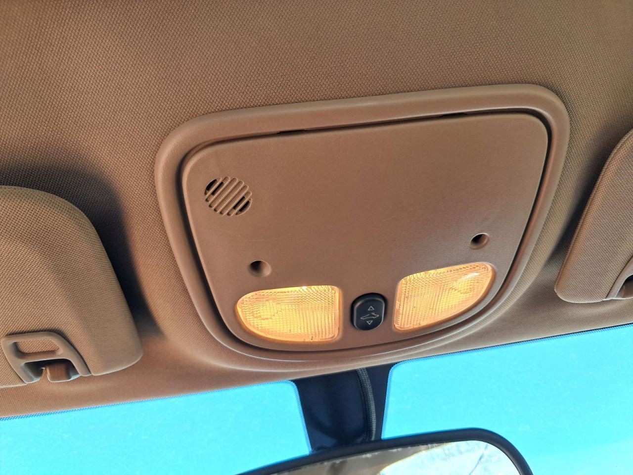 MALIBU 2011 Glove Box 5022771