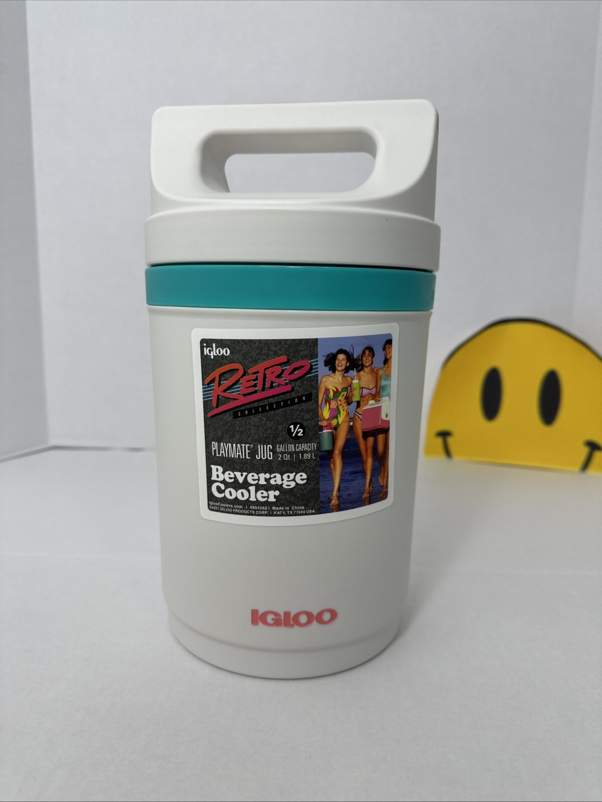 Igloo 1/2 Gallon Retro Collection Playmate Water Jug White Teal Pink Brand New!