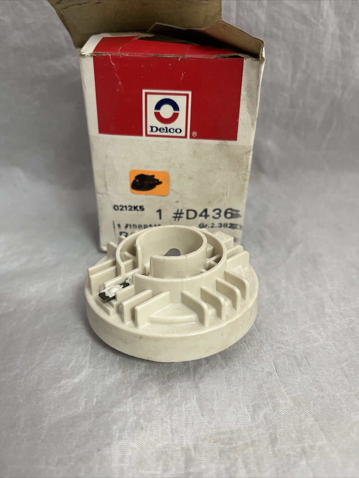 New NOS OEM Genuine GM Delco Remy Rotor D436 1988515 Repair Replacement Part