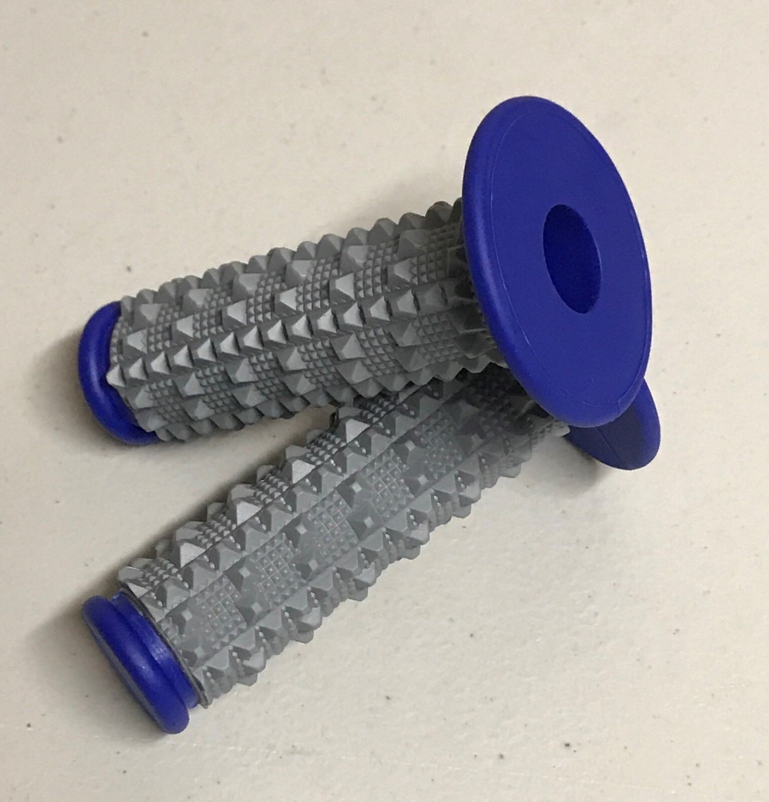 Tag Pro MX Handlebar Pillow Grips Blue Honda Yamaha YZ80 YZ85 YZ125 YZ250 YZ YZF