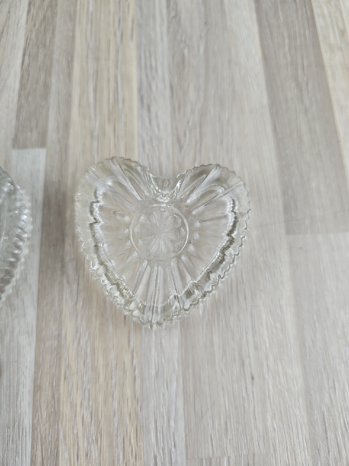 Alco Crystal Heart Box ~ 2½ Inch