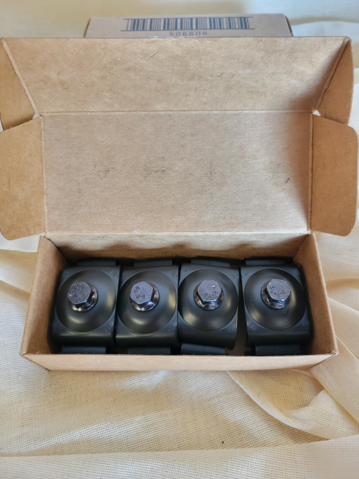 LOT OF 16 NEW Sunpower 506608 Mid Clamp for Invisimount Rails