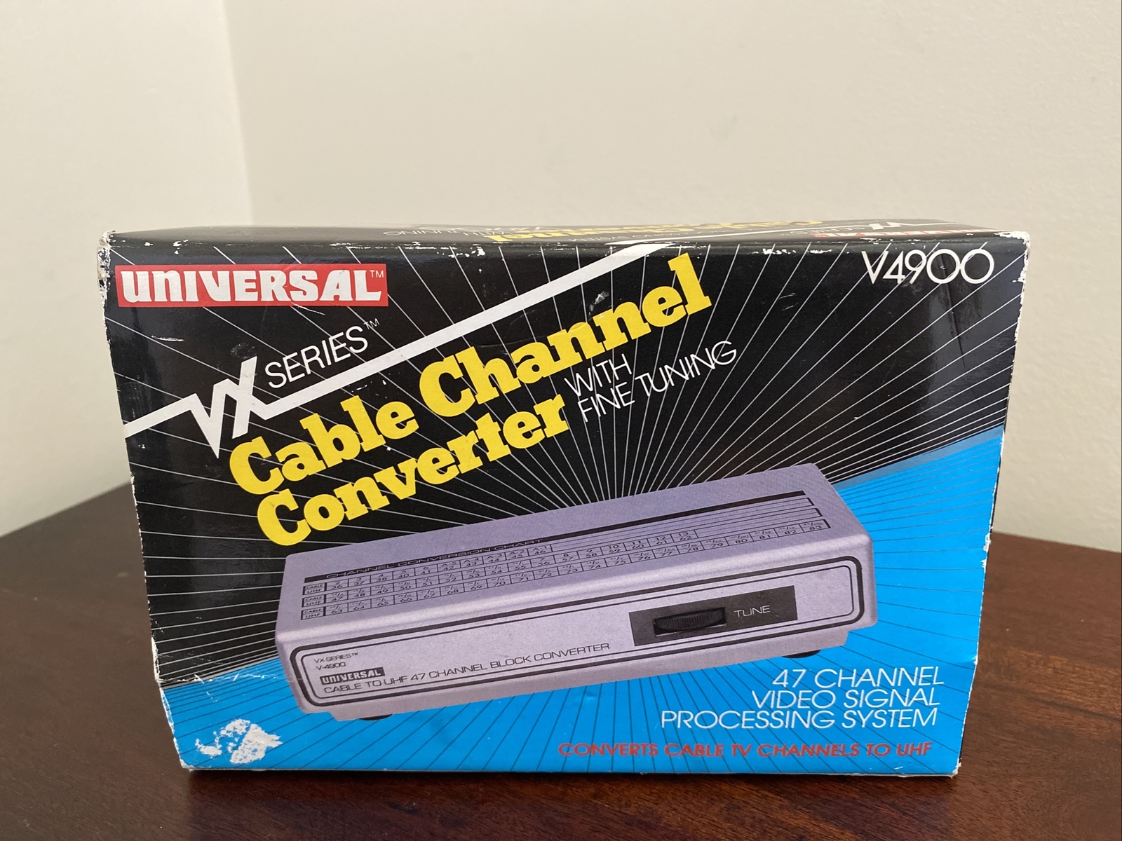 Universal VX Series V4900 Cable Channel Converter