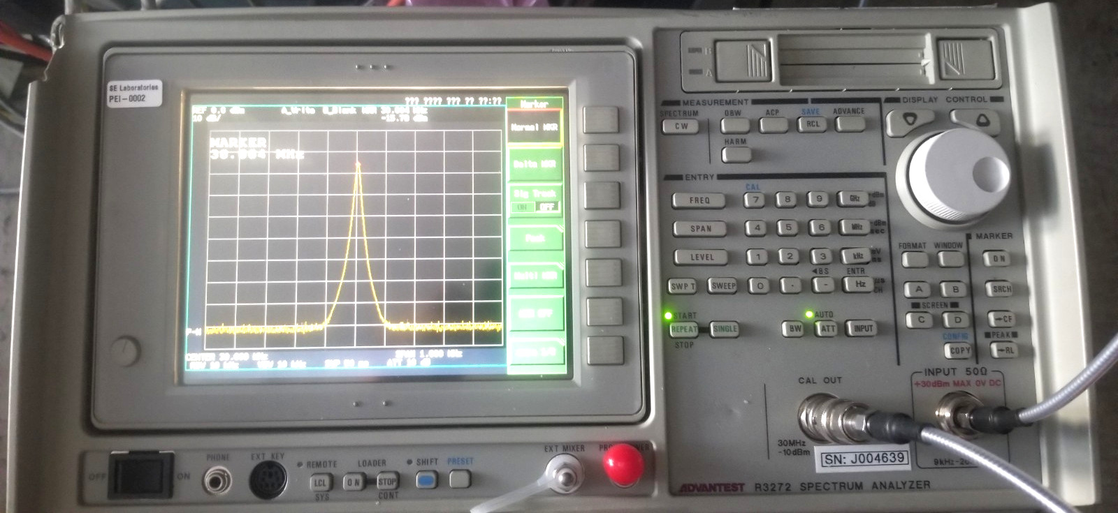 Advantest R3272 26.5GHz Spectrum Analyzer Portable WORKING!