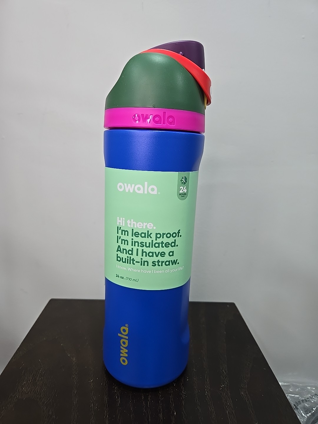 Owala FreeSip Stainless Steel Bottle / 24oz / Color: Take A Hike / Firework