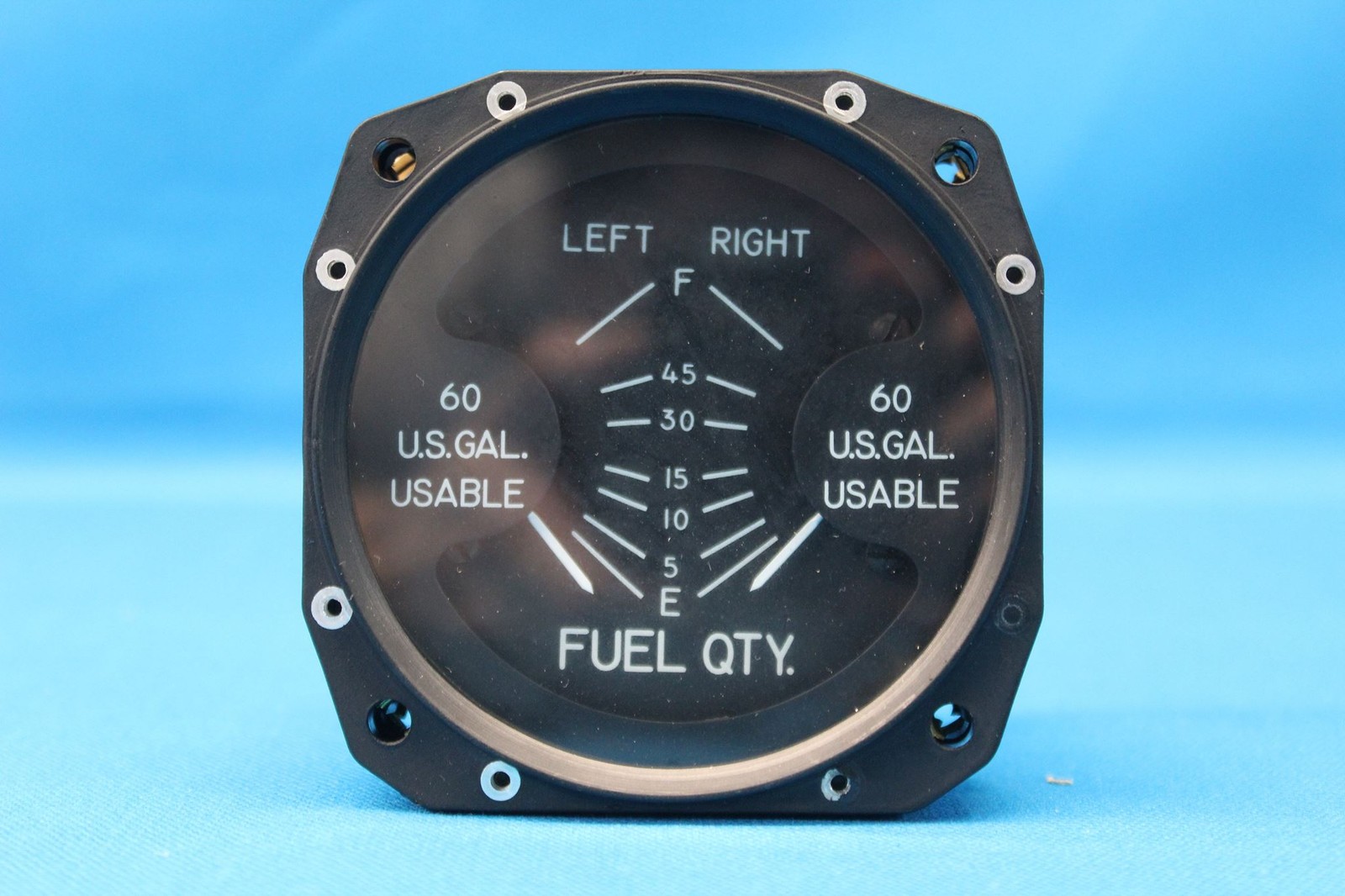 Used Rochester Gauges Piper Aircraft Fuel Qty Indicator  p/n 6246-00425 (28063)