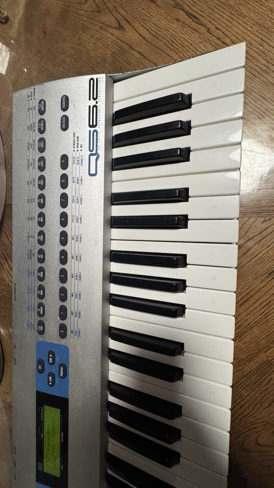 Alesis QS-6.2 Keyboard Synthesizer
