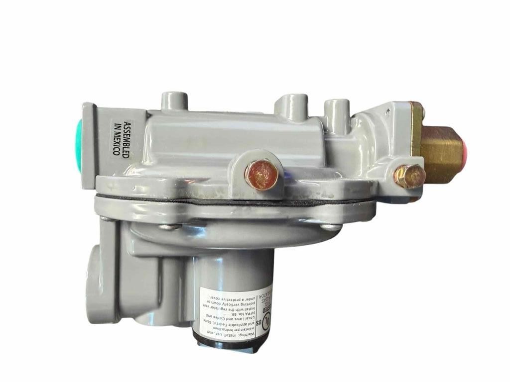 NEW Fisher Emerson R632A-JFF Integral 2 Stage Regulator