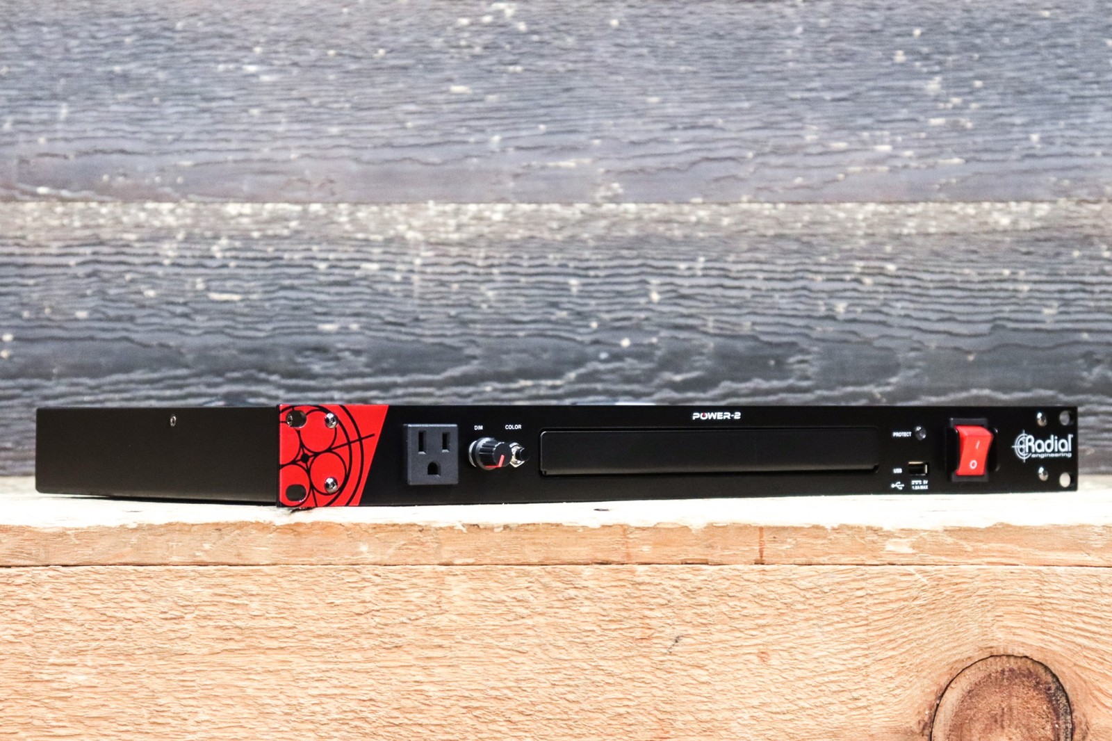 Radial Engineering Power-2 Surge Suppressor & Power Conditioner LED Illumination