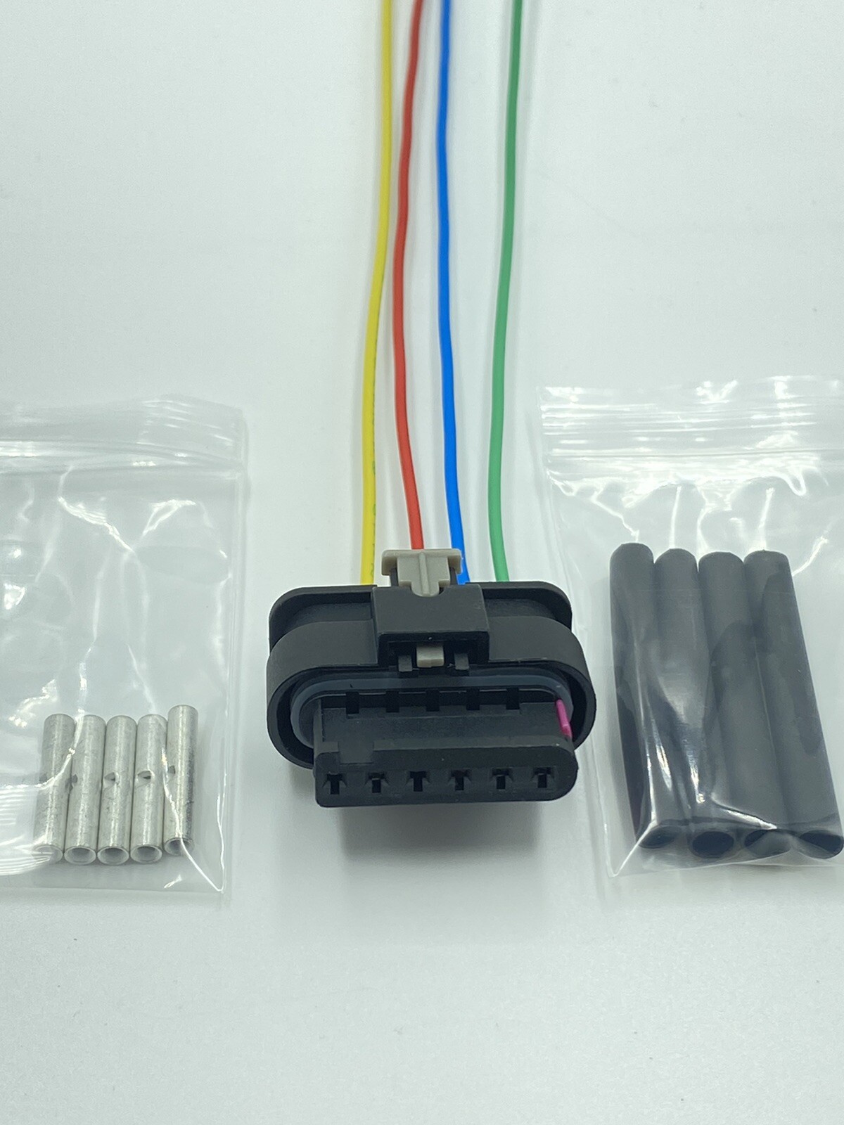 Connector Plug Harness For 2014 - 2015 BMW 335i xDrive Outside Taillight