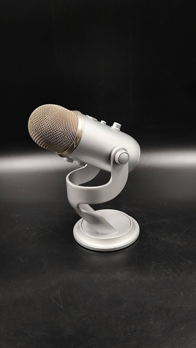 Blue Yeti Working Silver Microphone Used