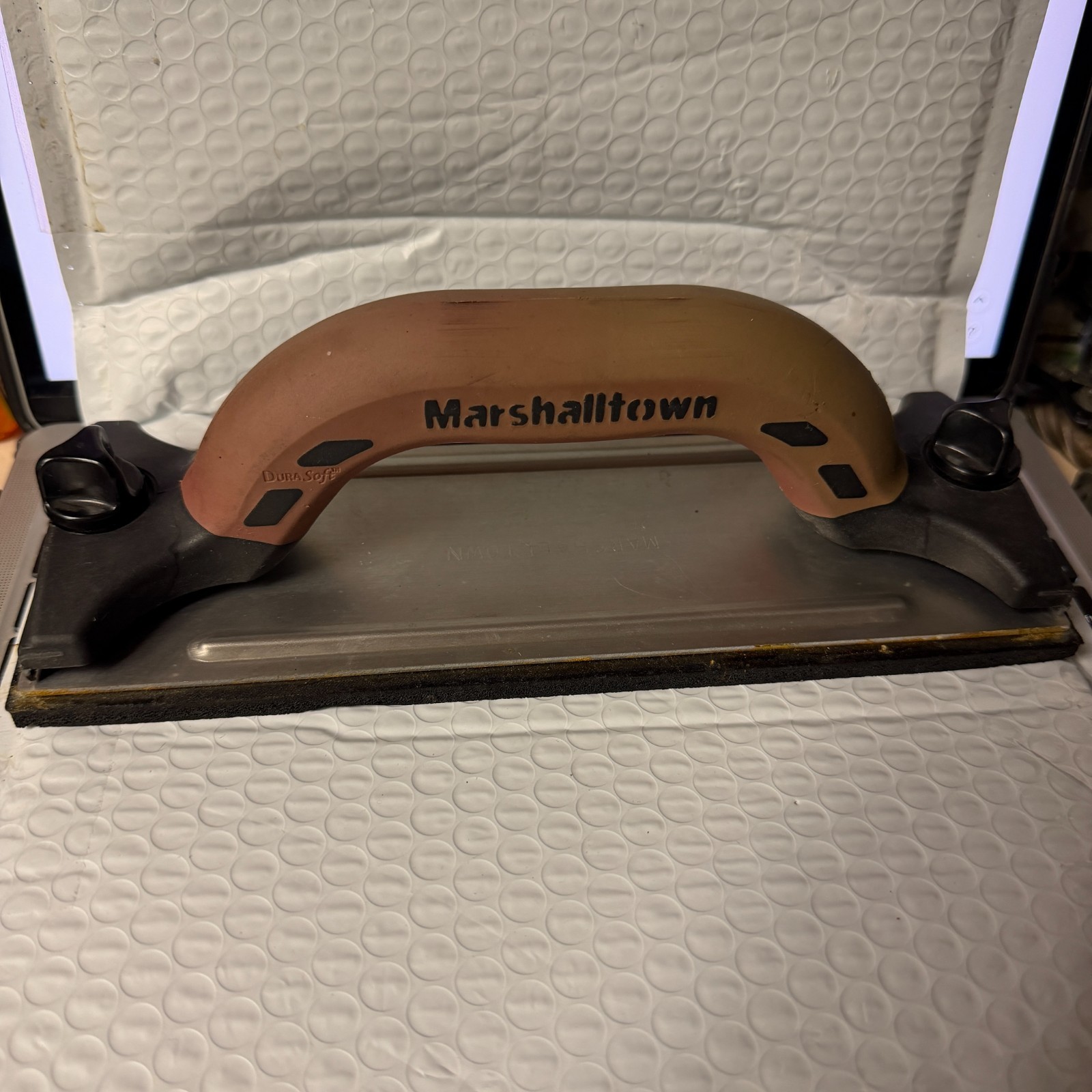 Marshalltown 20D Hand Sander 9-3/8 "x 3-1/4" Durasoft Handle without tag