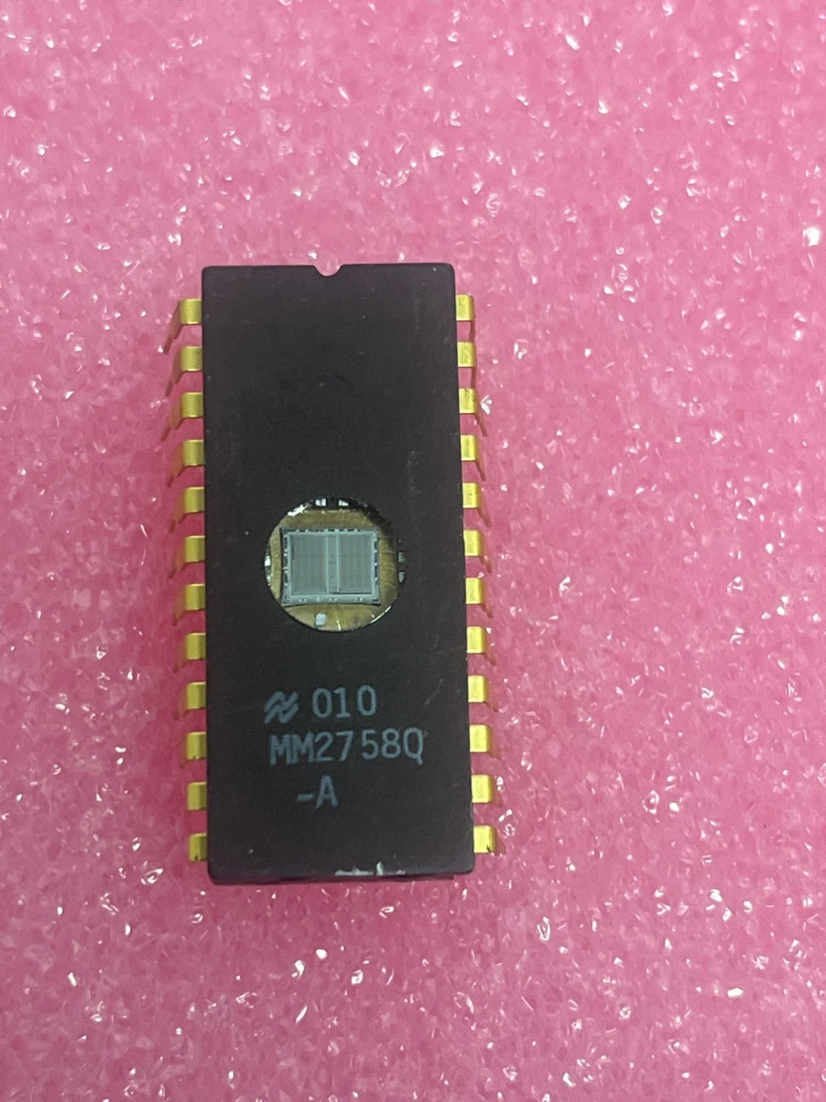 National MM2758Q-A Integrated Circuit EPROM, Gold Leads, NEW!