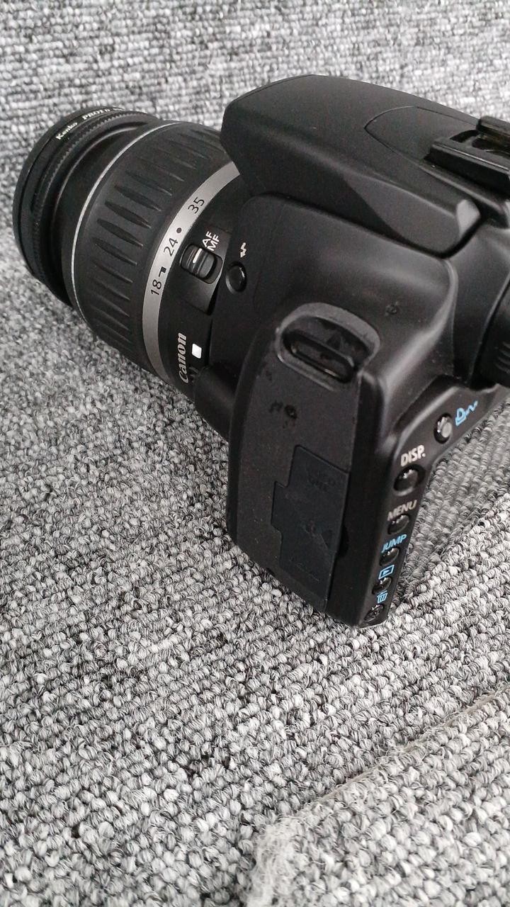 CANON DS126151 Digital DSLR Camera