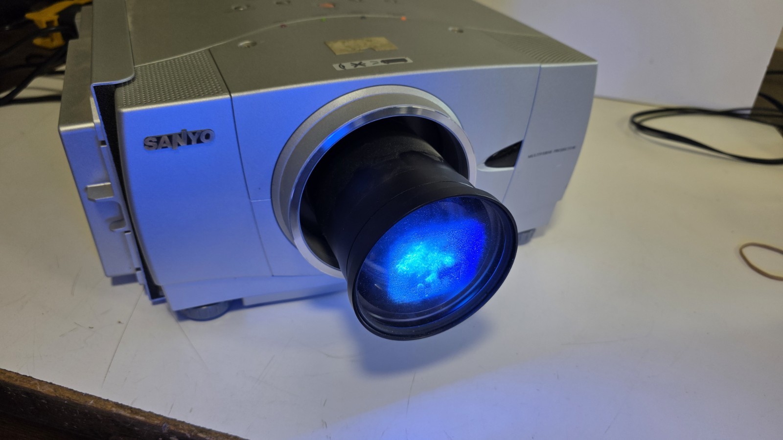 Sanyo PLC-XP57L PRO XtraX Multiverse Projector 1,574 Hours