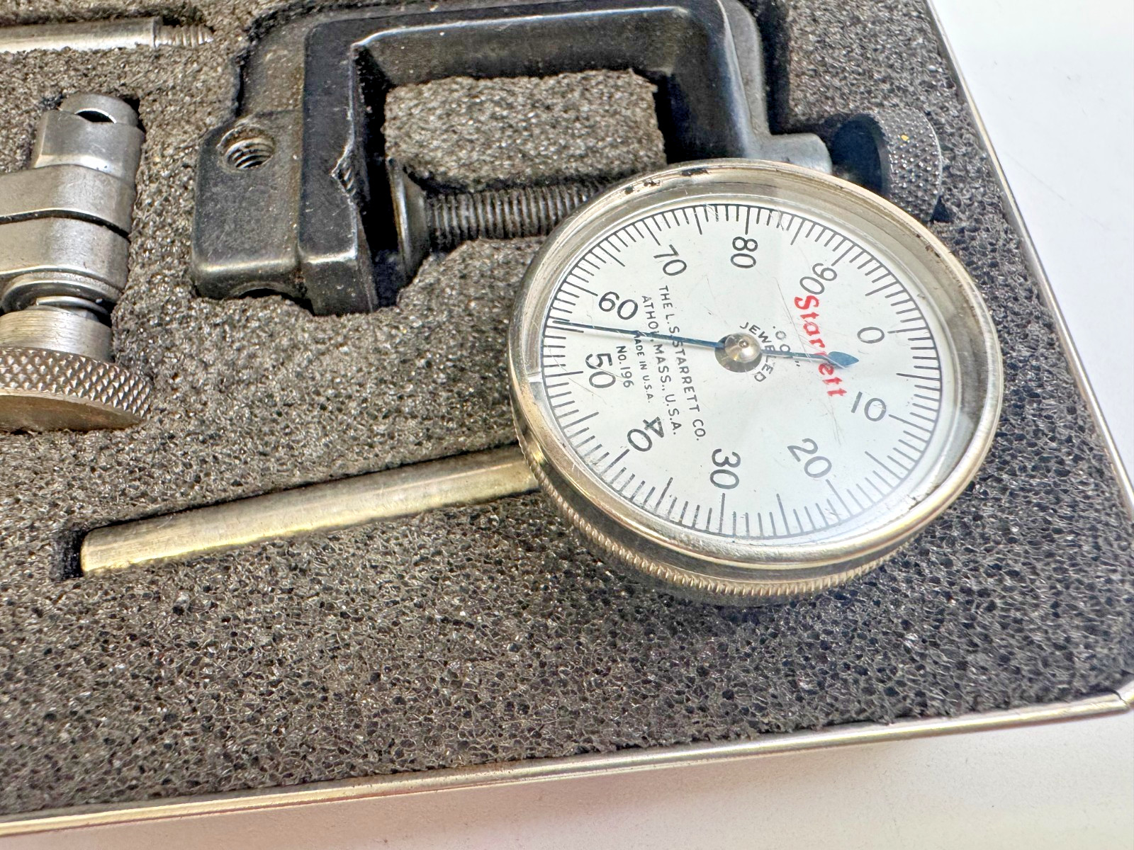 Starrett No. 196 Universal Dial Test Indicator .001" w/ Attachments & Case USA