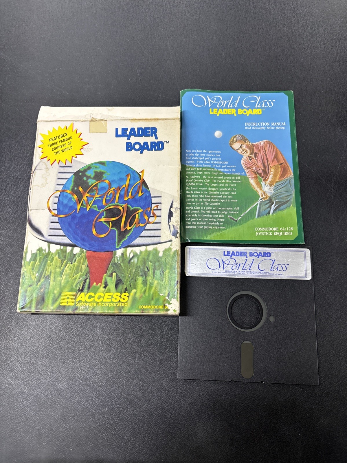 World Class Leader Board Pro Golf Simulator - Commodore 64 Floppy disk Game