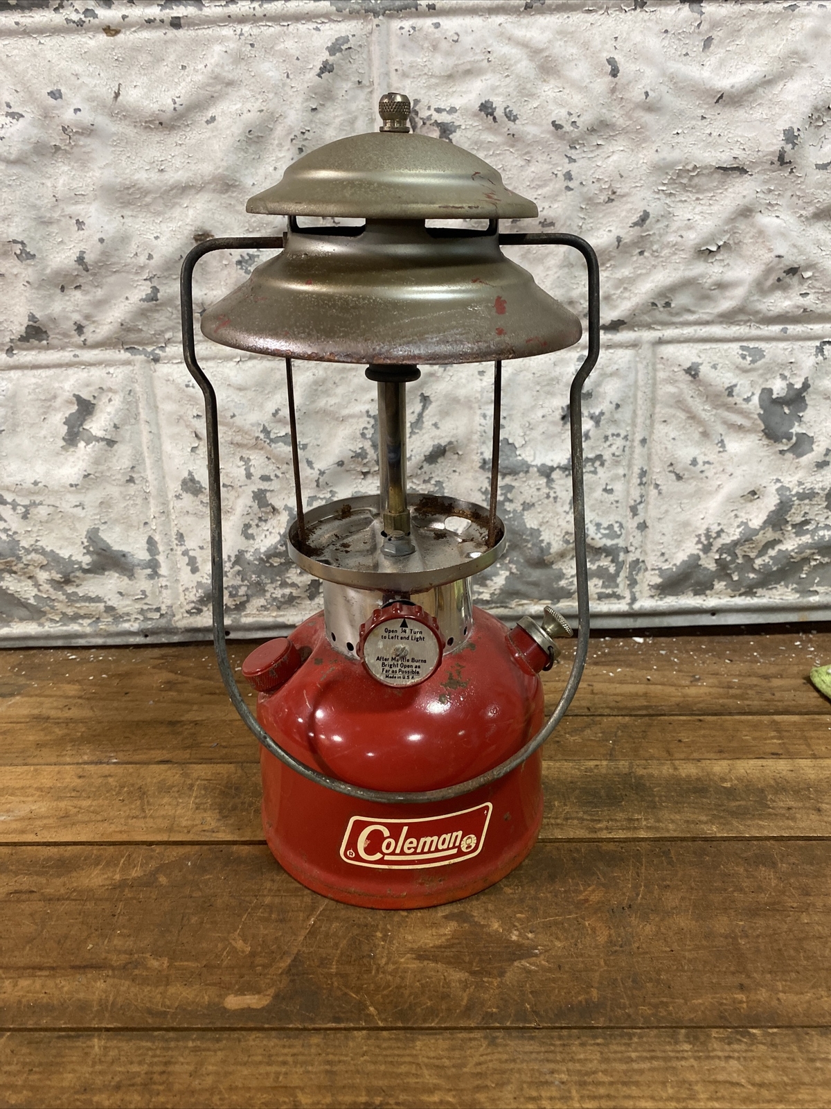 Coleman 1971 Lantern Red 200A Camping Dated 1/71 Untested