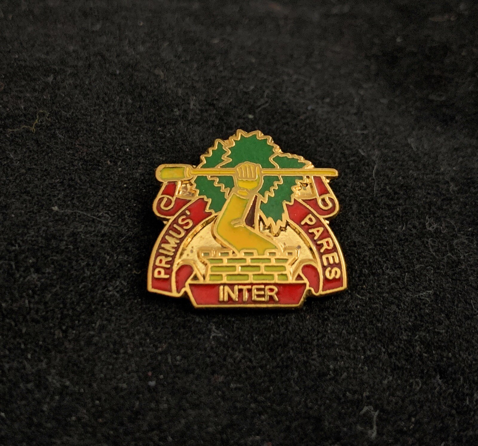 🌟US Army 1st Air Defense Artillery Regiment, 1st ADA Battalion DUI 5/8" Pin