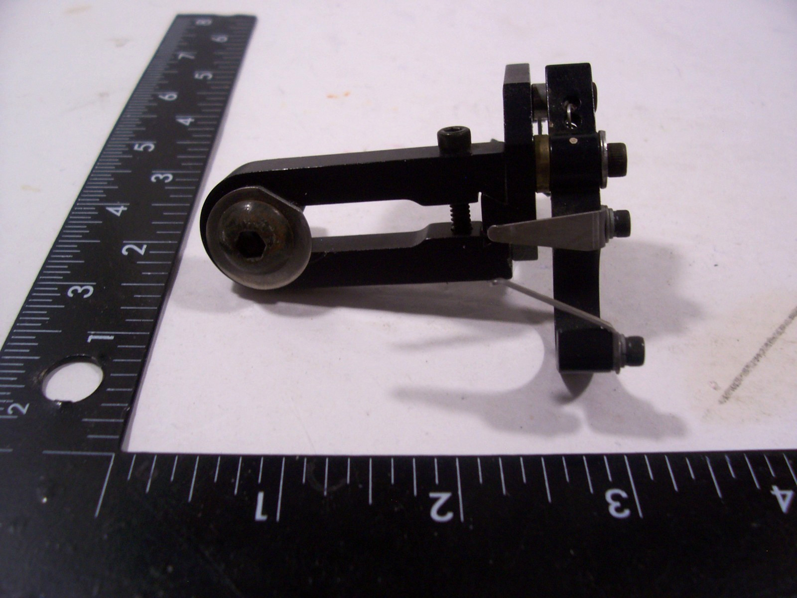 Archery Compound Bow Arrow Rest with Mounting Bolt
