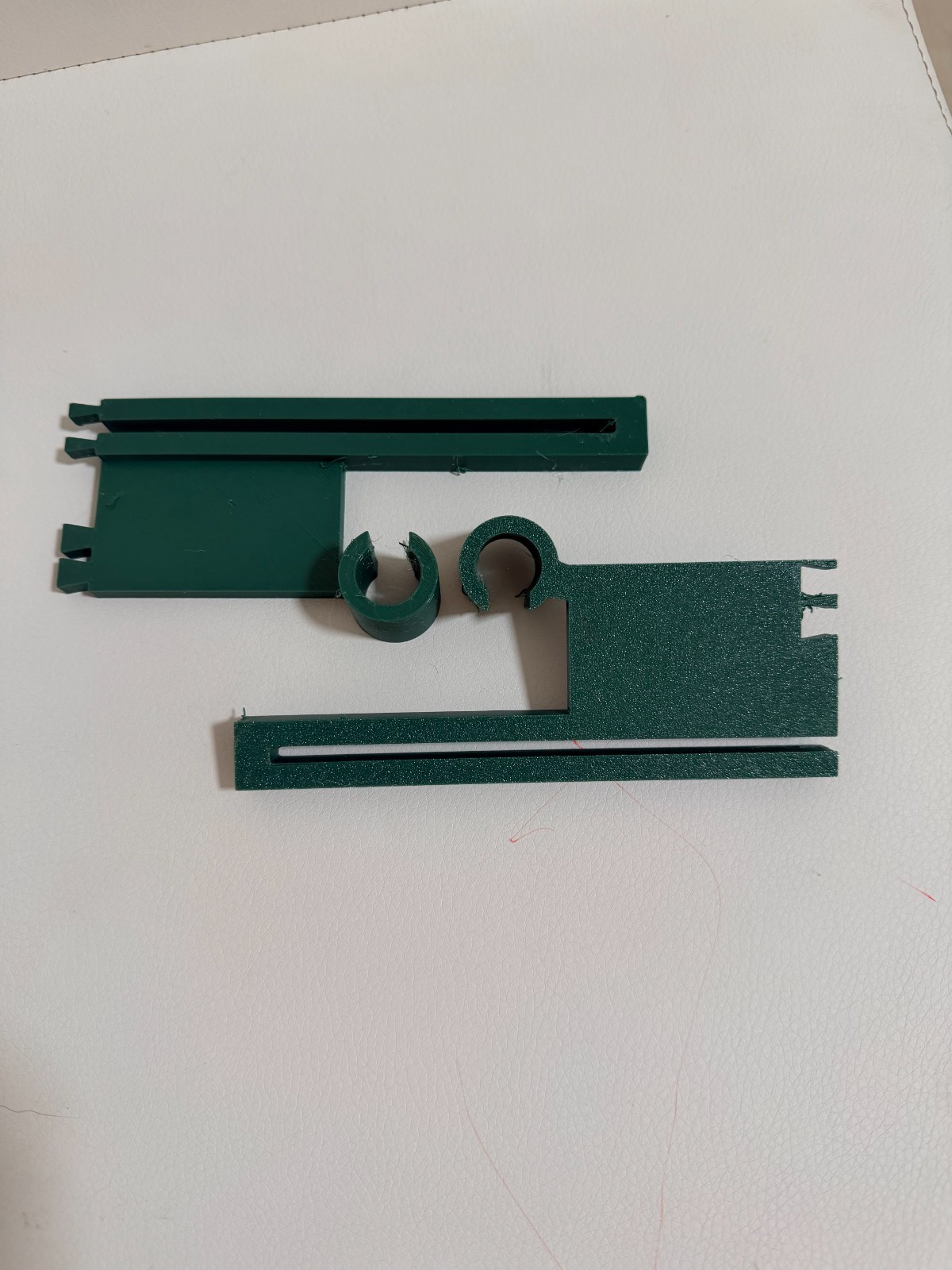 3D printed iPad Air 3 Hanger for RAM 1500 Backseat