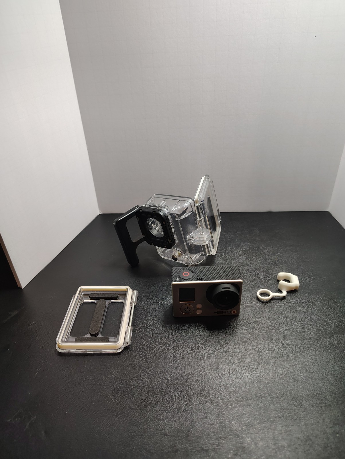 GoPro HERO3 Waterproof Housing & Mounts Bundle Suction Cup Head Strap Adapters