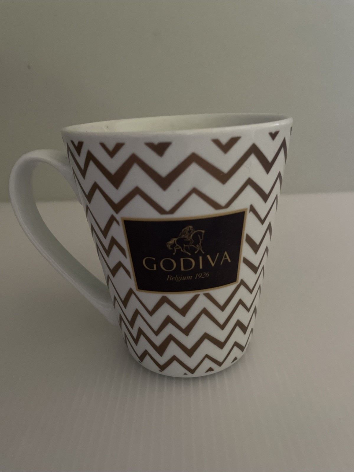 Godiva Belgium 1926 Coffee  Mug White Chevron