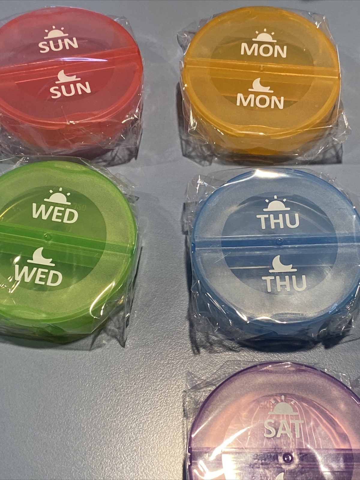 Zikee Pill Organizer Round 7 Day Pill, Vitamin Organizer , AM PM, Rainbow