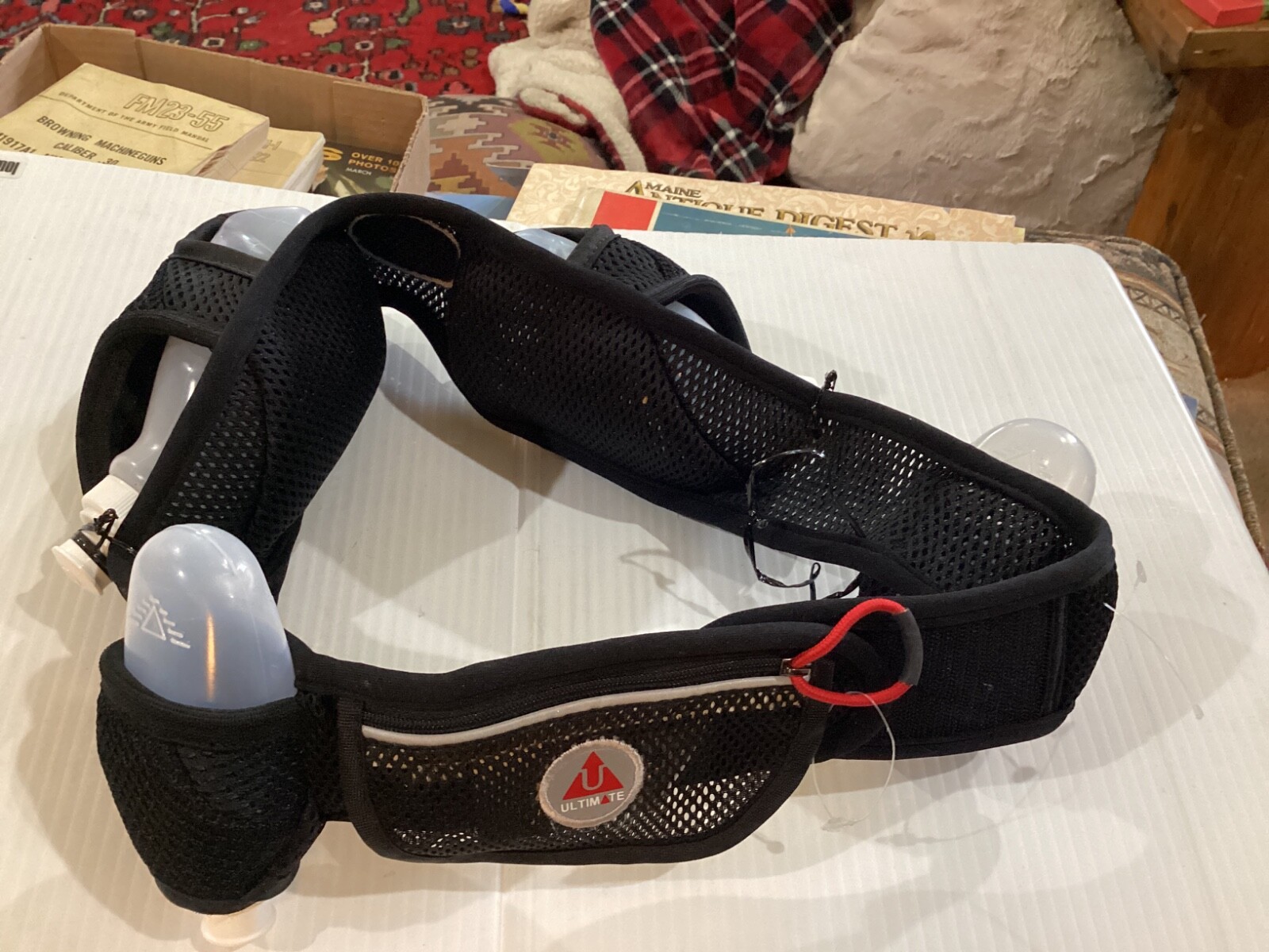 New Ultimate 4 Bottle Hydration Running Water Bottle Fuel Belt Medium Waist