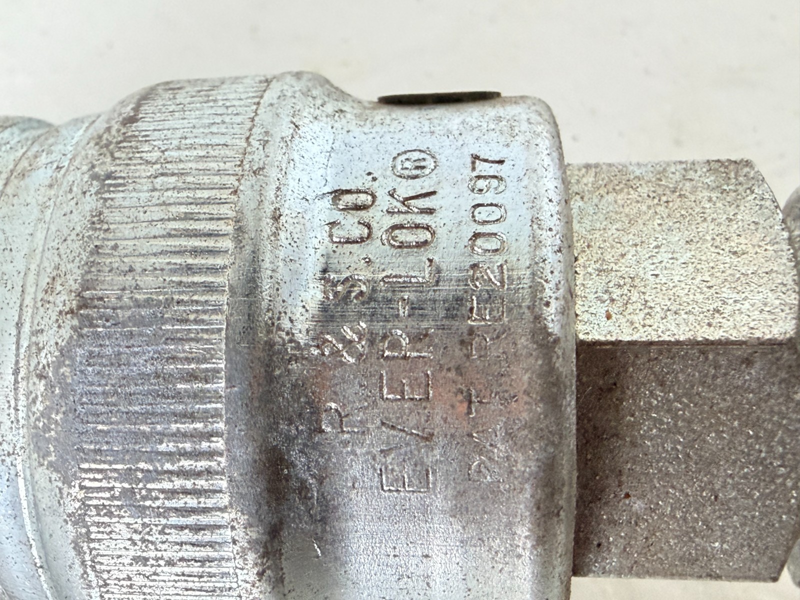 Thomas & Betts 8683CTN Ever-Lok Connector (45)