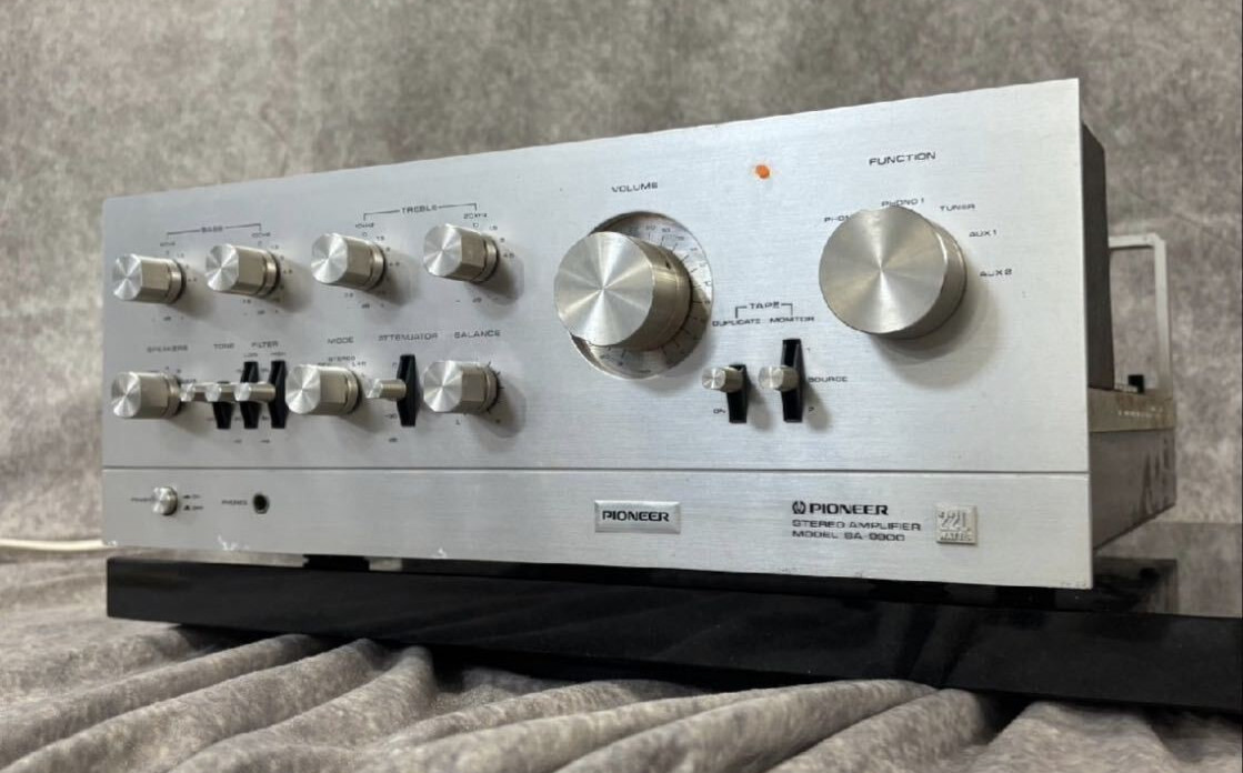 Pioneer SA-9900 Stereo Integrated Amplifier Vintage 1975 AC100V 50Hz/60Hz Japan