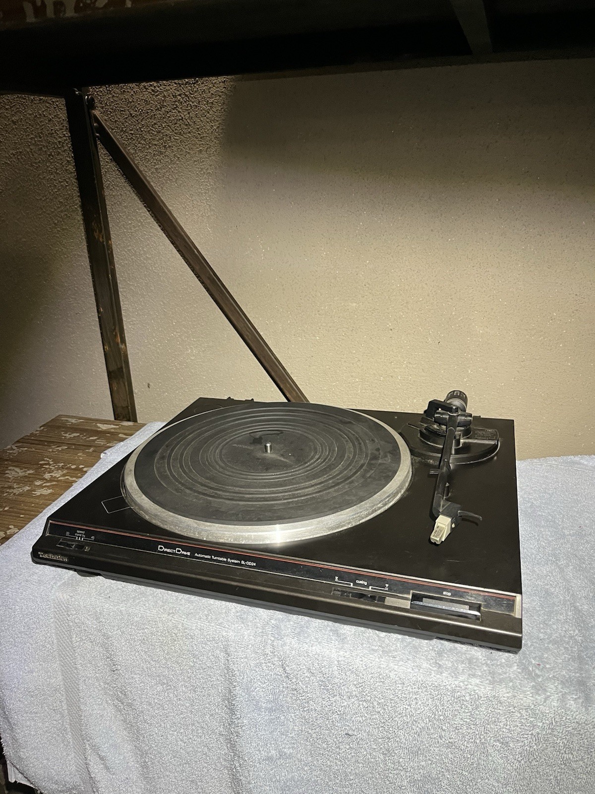 Vintage Technics SL-DD24U Direct Drive Automatic Turntable - Untested