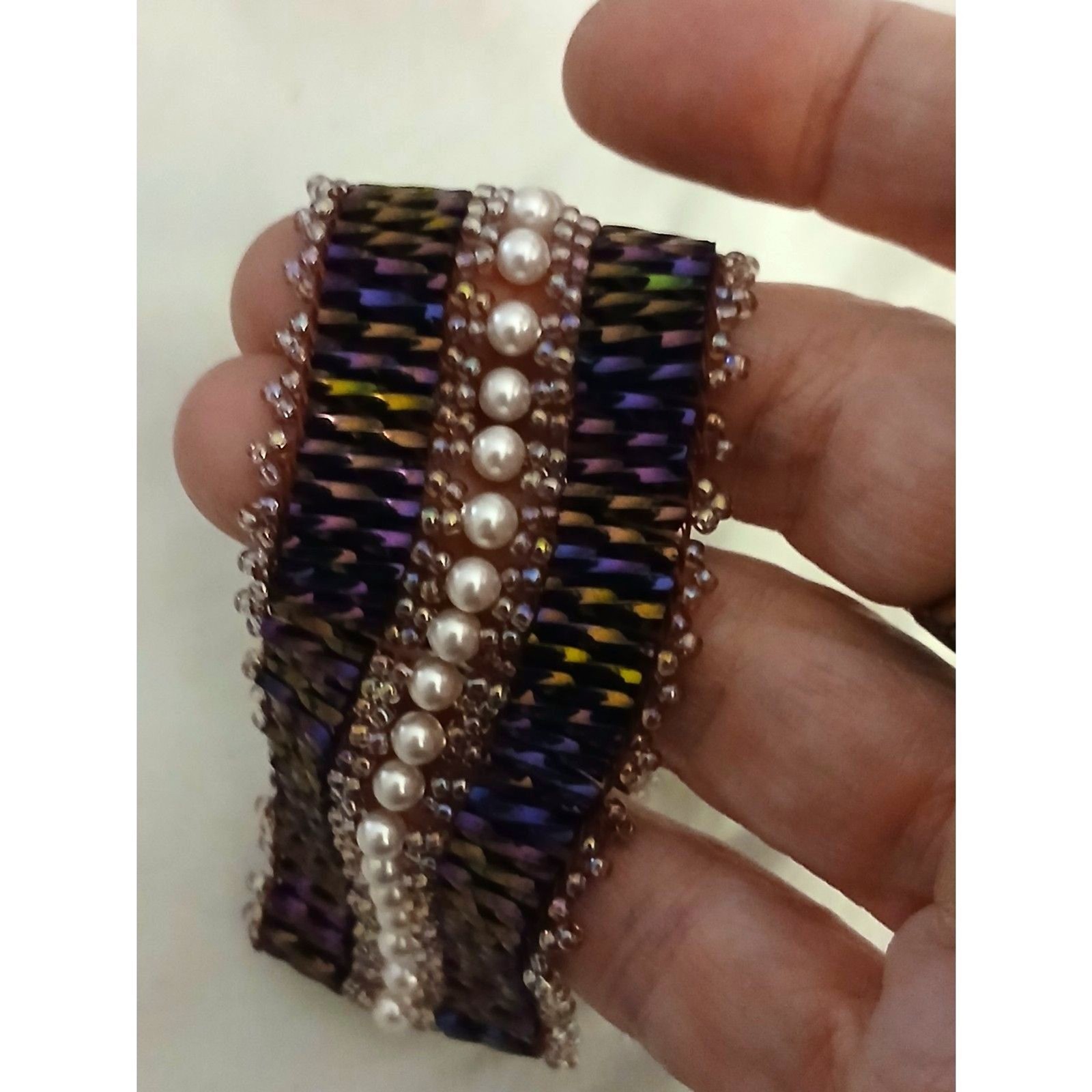 Beaded Faux Pearl Bronze Tone Button Closure Bracelet Purple Iridescent