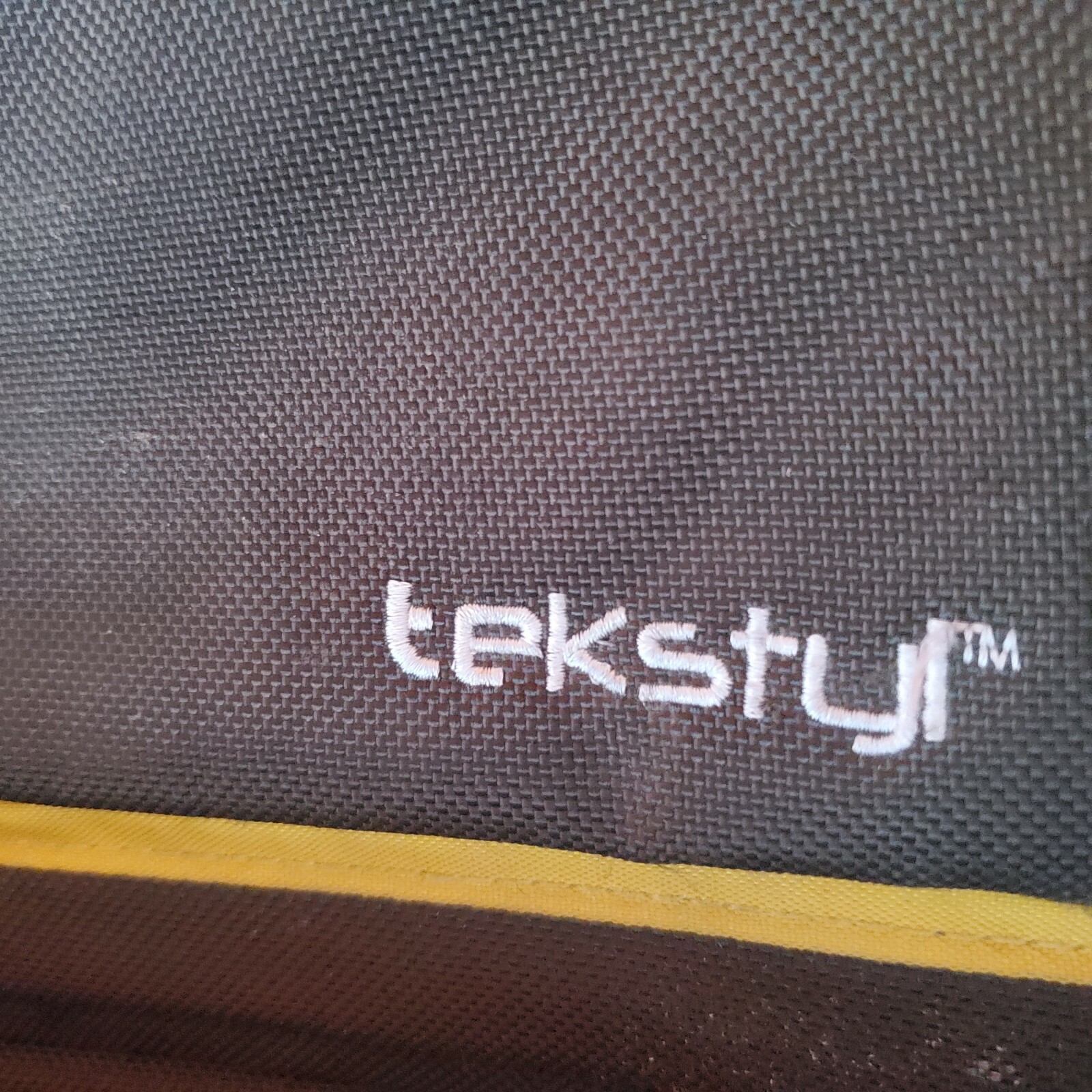 Tekstyl Laptop Carry Case Heavy Duty Solid!