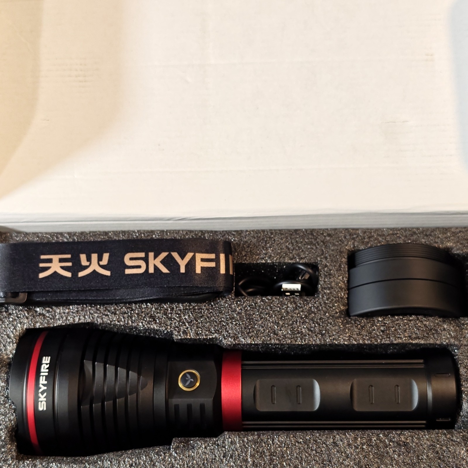 SKYFIRE LED Rechargeable Metal Flashlight, USB Powered, Black/Red