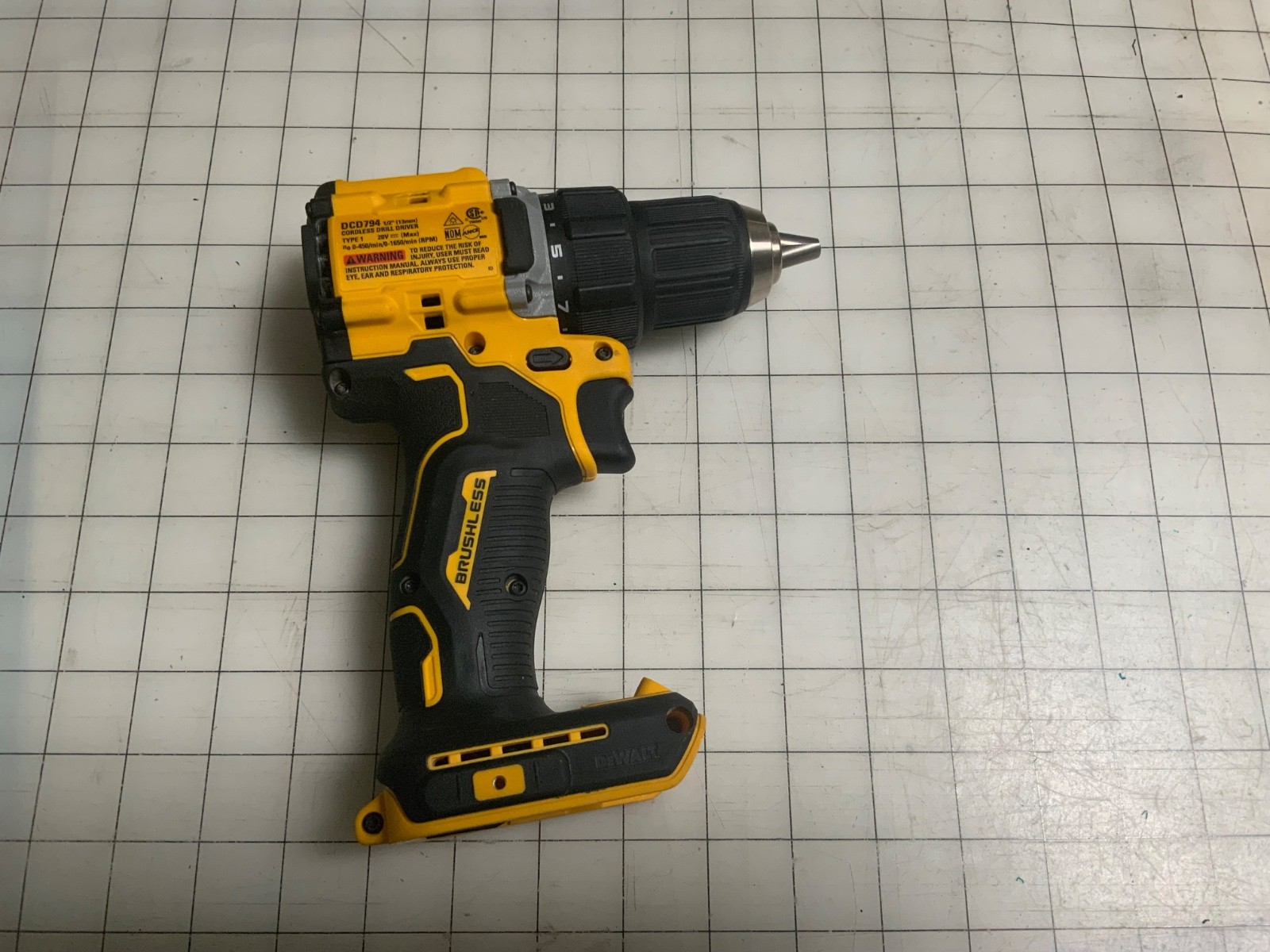 DEWALT DCD794 20V MAX 1/2" Compact 2-Speed Drill Drive barely used
