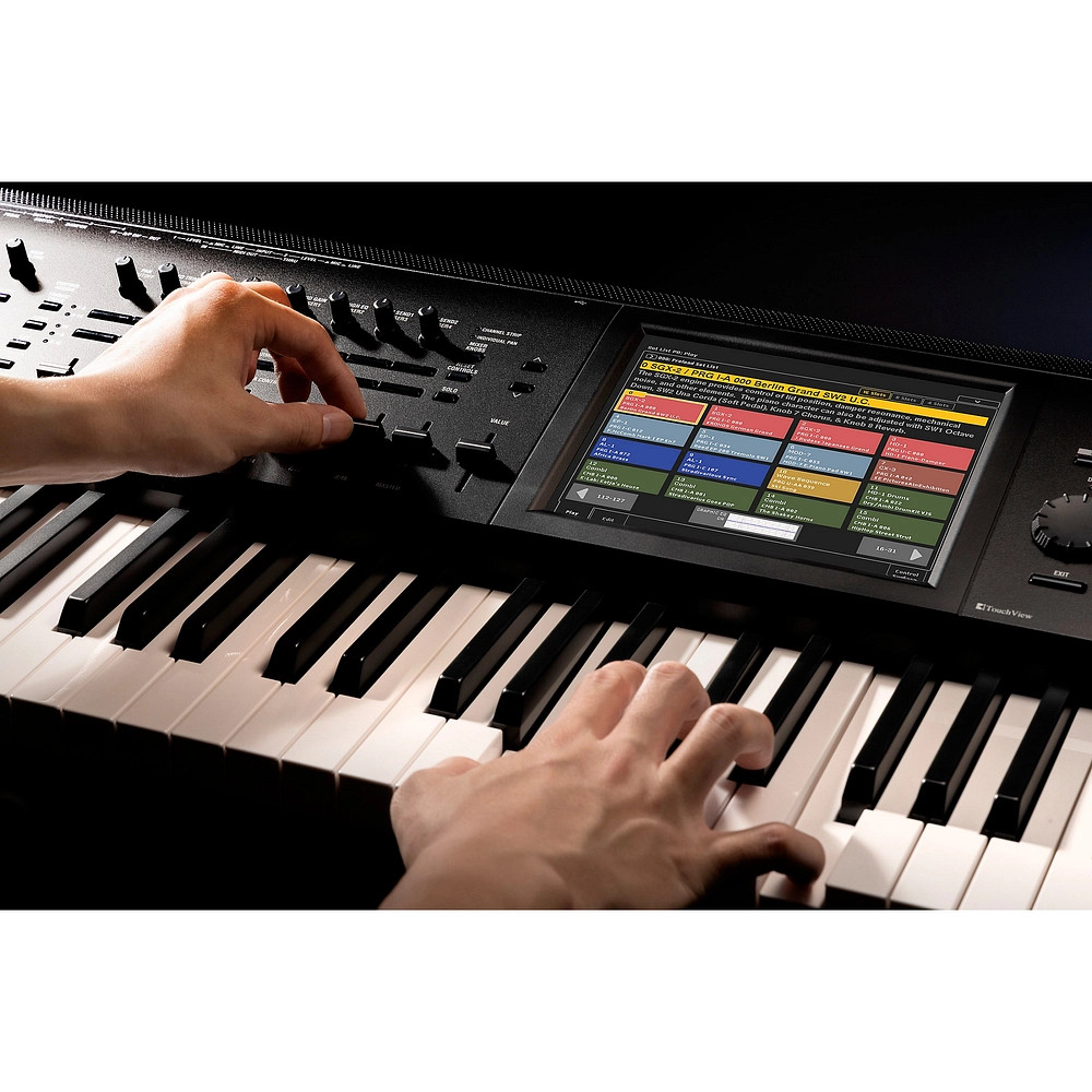 KORG KRONOS 3 61Key Workstation