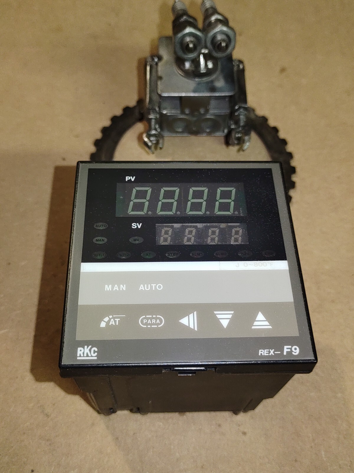RKC Instrument Temperature Control REX-F9 Controller 92E07