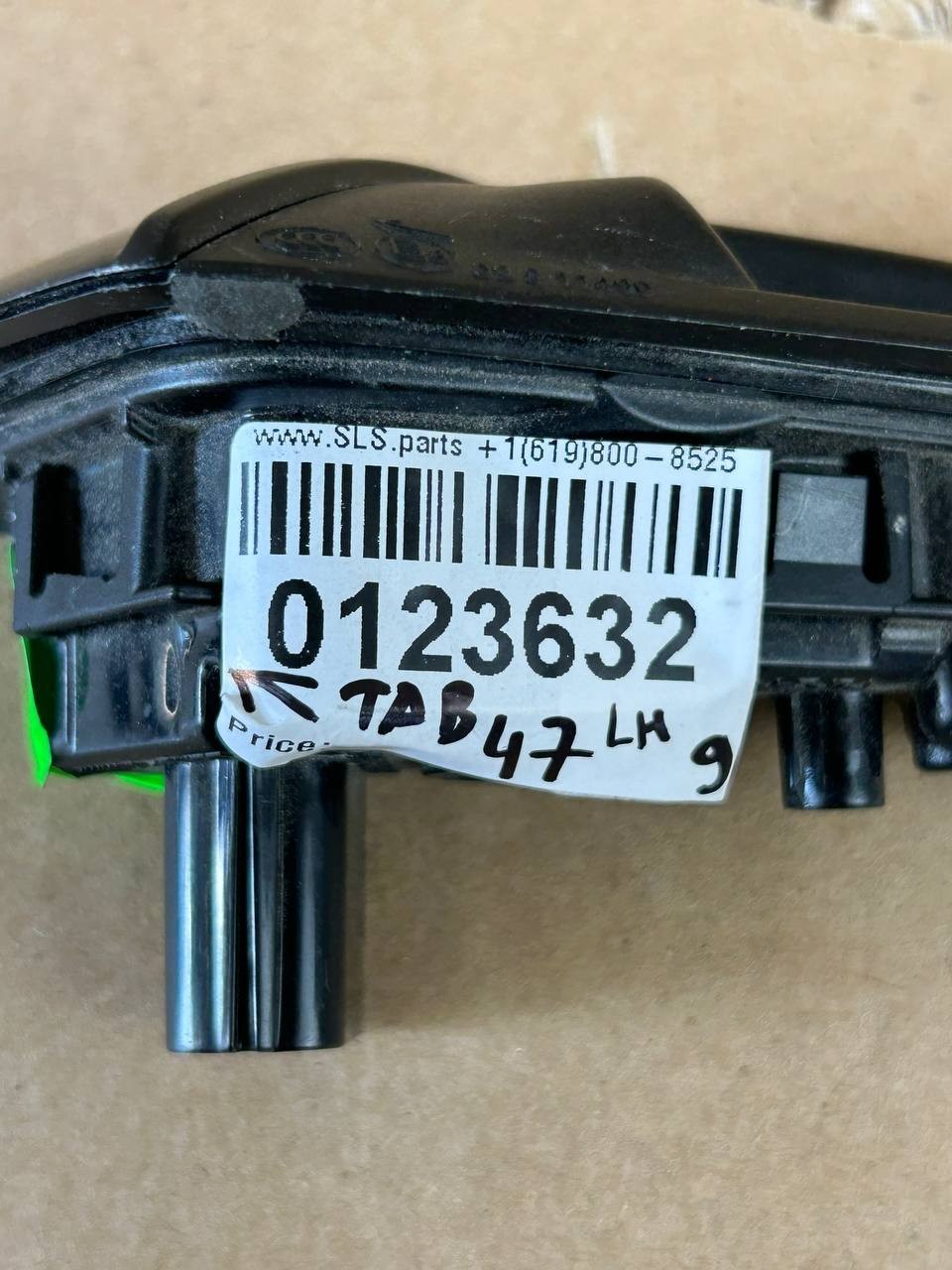 ✅ 17-22 Tesla 3 Y OEM Left Side Fender Signal Camera 1495864-20-D /broken tab