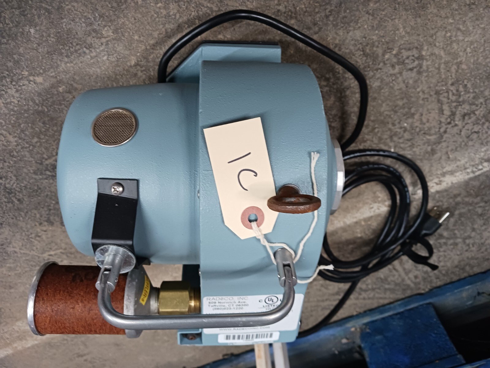 RADēCO Grab Sampler Model H-809V-11